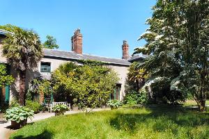 Old Parsonage Gardens