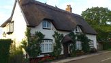 A thatched cottage in Offchurch