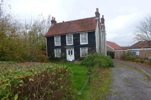 Fountains Farm House in Tye Green Village