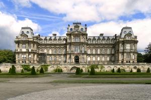 The Bowes Museum
© Copyright David Dixon and licensed for reuse under this Creative Commons Licence