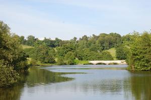 Lake and bridge in Shobrooke Park