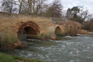 Photo 13 - Looking back at Harrold bridge.  The river here is a popular play spot for kayakers.