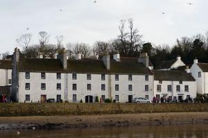Cramond Waterfront from West Side of River Almond