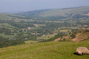 View towards Broadbottom and Lee Head