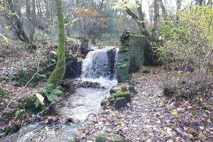 Site of former waterwheel south of Rivelin Valley Road.