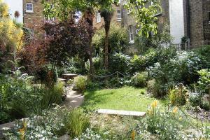 Bonnington Square Garden